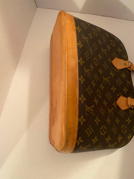 LOUIS VUITTON HANDBAG