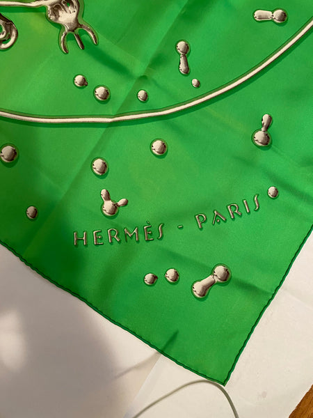 HERMÈS VIF Argent Silk Scraf