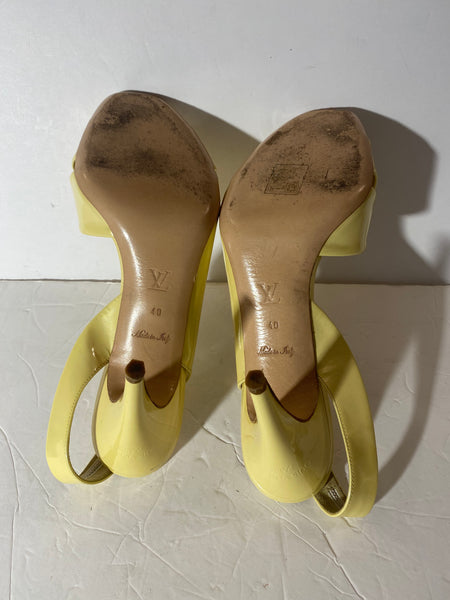 Louis Vuitton Yellow Patent Leather Slingback Sandals Sz: 40/9