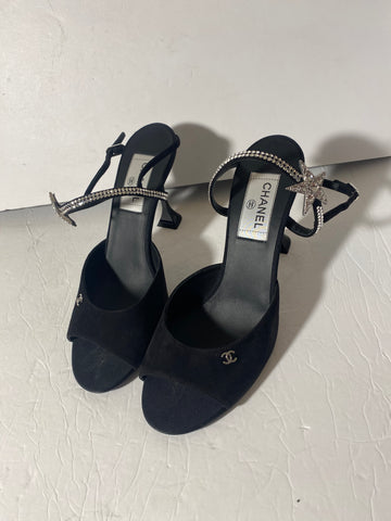 Chanel Cc Ankle Strap Suede Heel Sandals Sz:40/9