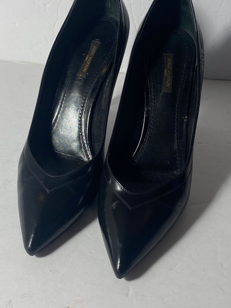 Louis Vuitton Black Heels Pumps Size: 40