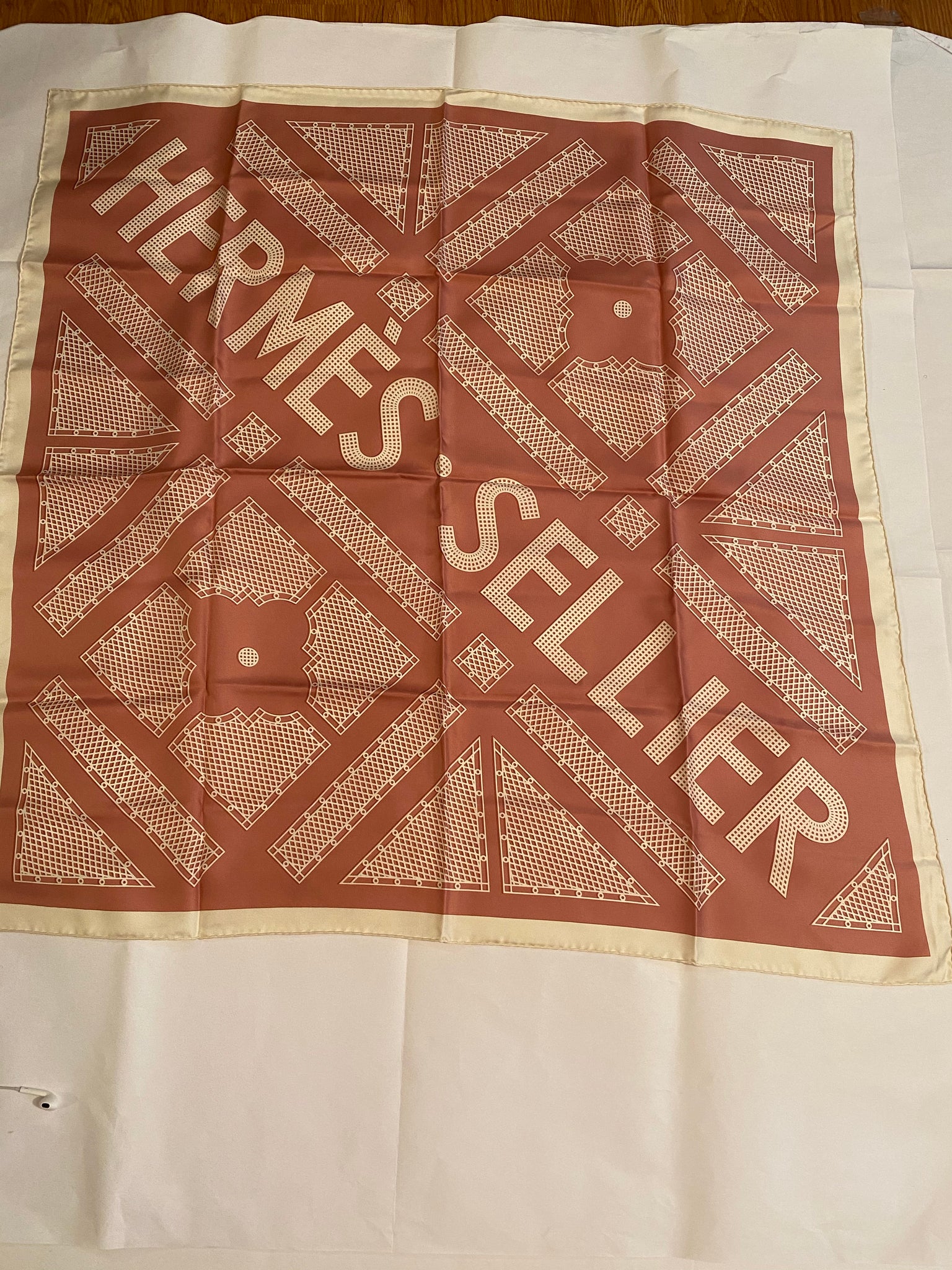 HERMÈS SELLIER SCARF