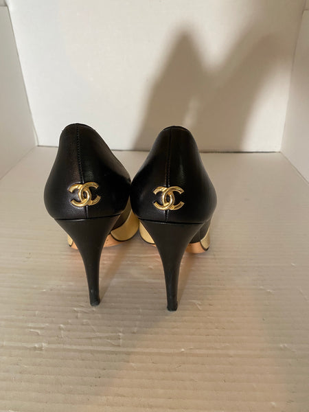 Chanel Shoes Pumps