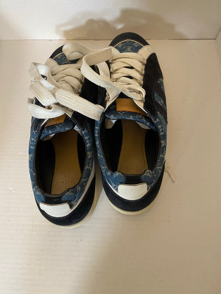 LOUIS VUITTON SNEAKERS